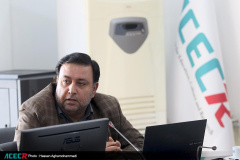 نشست رونمایی از پوستر «مسابقات مناظره دانشجویی سلامت»