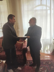 تجلیل سازمان دانشجویان جهاد دانشگاهی از خانواده زندهیاد شادی قاسمی